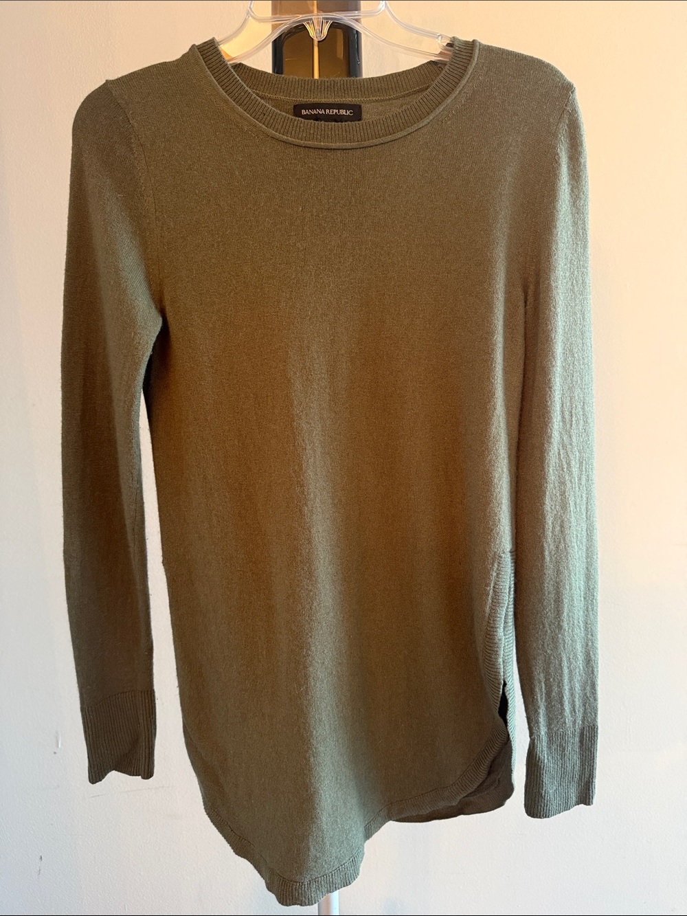 Banana Republic Olive Crewneck Pullover